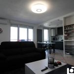Rent 3 bedroom apartment of 82 m² in Grenoble