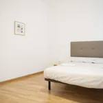 Alquilar 4 dormitorio apartamento en madrid