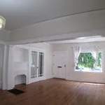 Rent 1 bedroom apartment of 78 m² in Long Beach