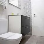 Rent 4 bedroom apartment in madrid