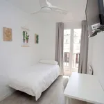 Alquilo 14 dormitorio apartamento de 150 m² en madrid