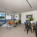 Rent 2 bedroom apartment in Wellington