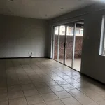 Rent 2 bedroom apartment of 250 m² in Pretoria