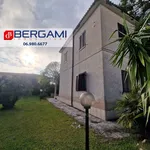 Rent 5 bedroom house of 135 m² in Anzio