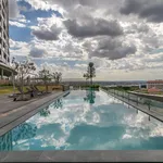 Rent 2 bedroom apartment of 72 m² in Randburg