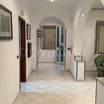 Rent 4 bedroom apartment of 130 m² in Grotteria