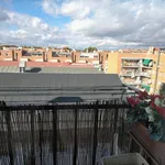 Alquilar 4 dormitorio apartamento en Madrid