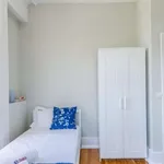 Rent a room in lisbon