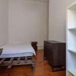 Rent a room in lisbon