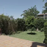 Rent 4 bedroom apartment in Seville