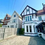 Rent 4 bedroom house in Bournemouth