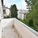 Rent 3 bedroom apartment of 65 m² in Chemnitz