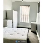 Rent 8 bedroom house in North West England