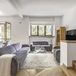 Rent 6 bedroom house of 270 m² in Warszawa