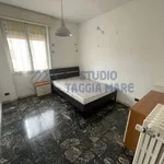 3-room flat good condition, third floor, Centro, Taggia