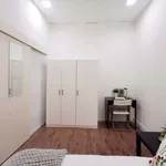 Rent a room in Madrid