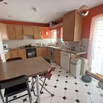 Rent 3 bedroom apartment in South East England