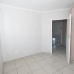 Rent 2 bedroom apartment of 42 m² in Pretoria