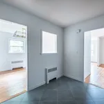 Rent 3 bedroom apartment in Queens