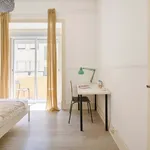 Rent a room of 100 m² in Lisboa