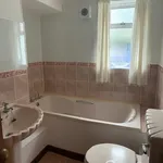 Rent 2 bedroom flat in Aberdeen