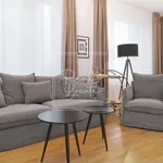 Rent 2 bedroom apartment of 57 m² in Prague