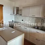 Rent 5 bedroom house of 219 m² in Verona