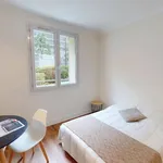 Rent 3 bedroom apartment in Paris