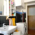 Rent a room of 80 m² in madrid