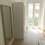 Rent a room in lisbon