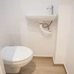 Rent 1 bedroom apartment of 75 m² in Ixelles - Elsene