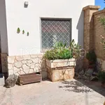 Rent 3 bedroom house of 100 m² in Alliste