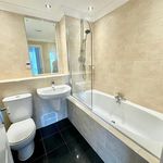 Rent 4 bedroom flat in Trafford