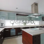 Alugar 3 quarto casa de 458 m² em Setúbal