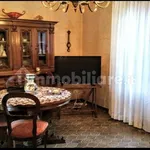 3-room flat piazza Indipendenza 10, Tosi, Reggello