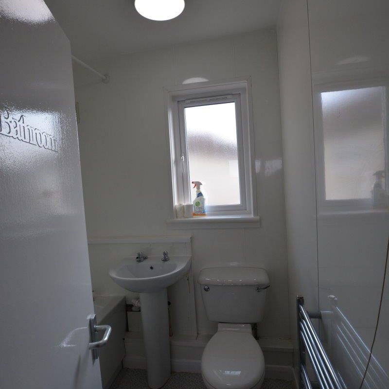 3 Bedroom Flat to Rent at Midlothian, Midlothian-East, England Bryans