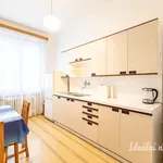 Pronajměte si 3 ložnic/e byt o rozloze 107 m² v Prague