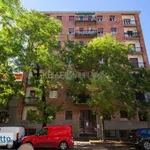 Rent 3 bedroom apartment of 85 m² in Milan