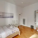 Rent 4 bedroom apartment of 60 m² in Nantes