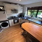 Rent 4 bedroom flat in Hart