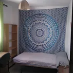 Rent 3 bedroom apartment in Granada