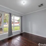 Rent 4 bedroom house in  Forrestfield WA 6058                        