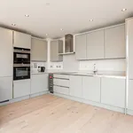 Rent 2 bedroom flat in Cheltenham