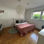 Miete 4 Schlafzimmer wohnung von 154 m² in Mönchengladbach