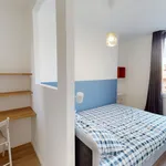 Rent a room of 80 m² in Marseille