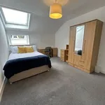 Rent 4 bedroom apartment in Scotland