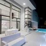 Rent 3 bedroom house of 594 m² in Costa Blanca