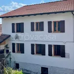 Rent 5 bedroom house of 200 m² in Ottone