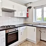 Rent 3 bedroom flat in London