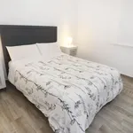 Alquilo 3 dormitorio apartamento de 1076 m² en Alicante